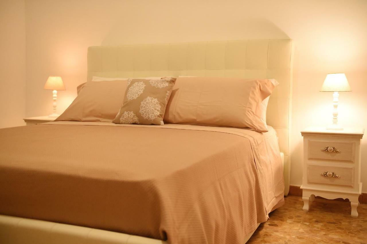 B&B Bonnes Suites Nápoles Exterior foto