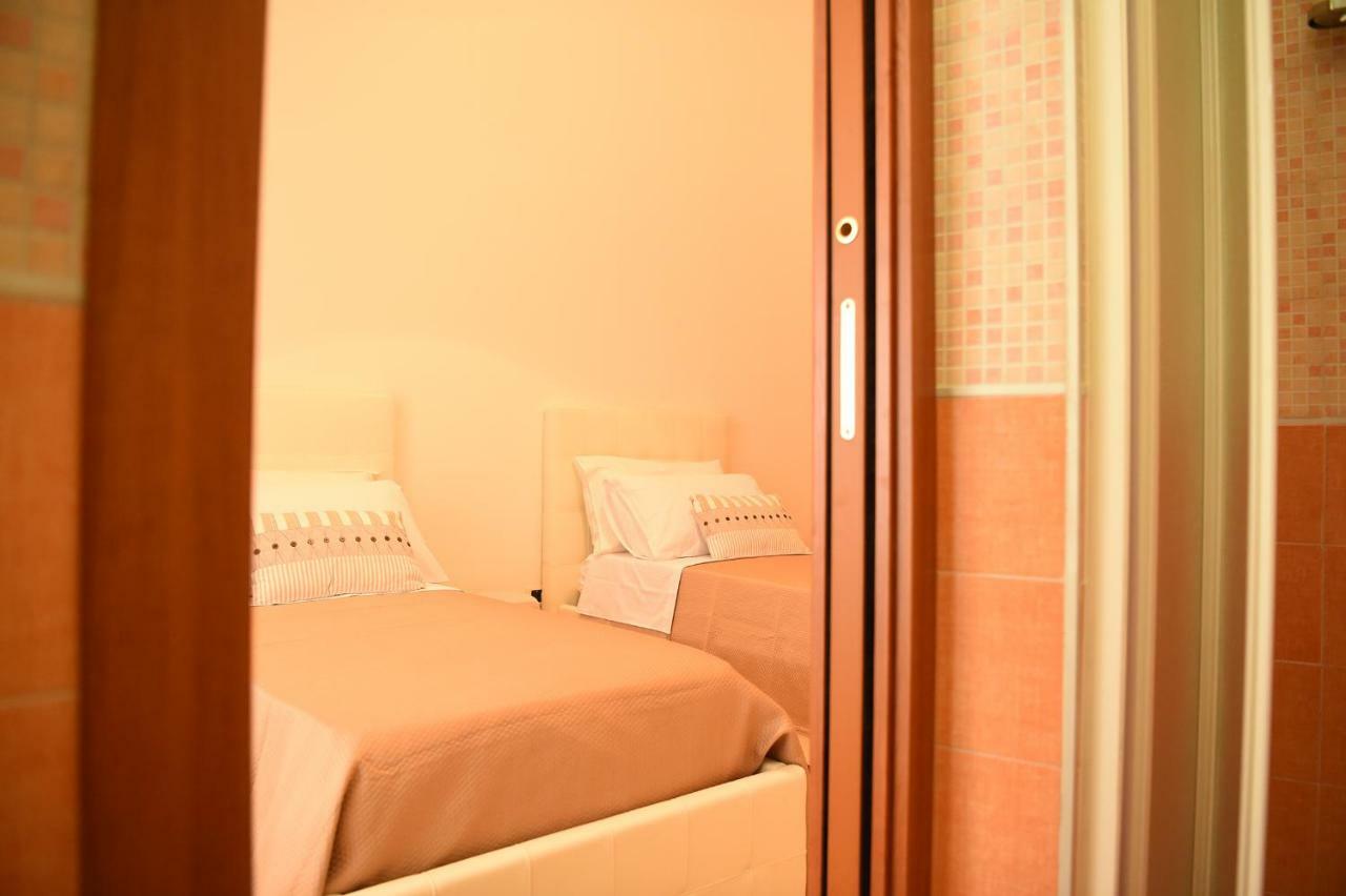 B&B Bonnes Suites Nápoles Exterior foto